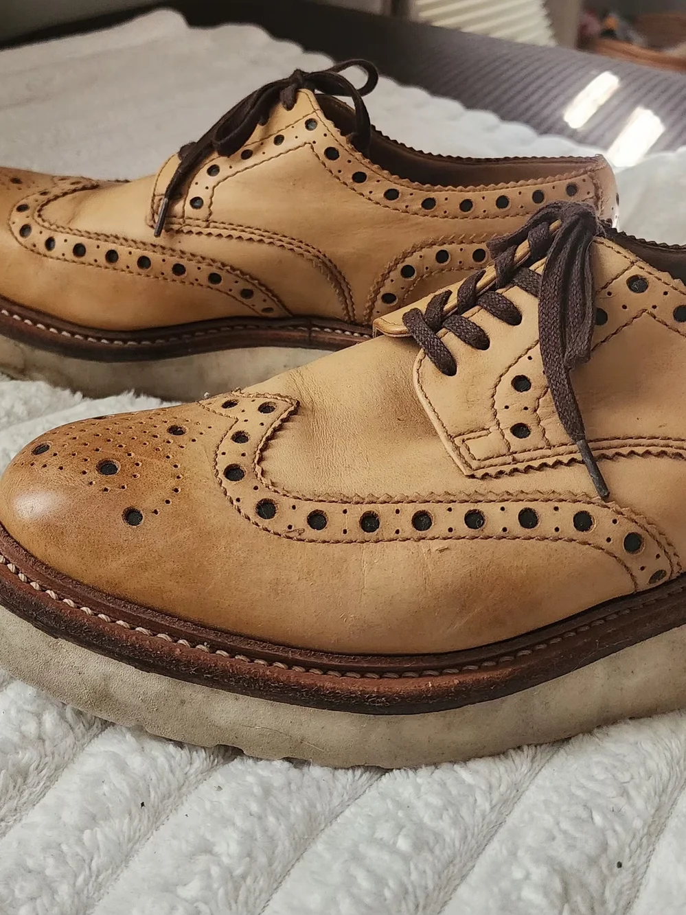 Men's Tan Wingtip Brogue Derby Shoes